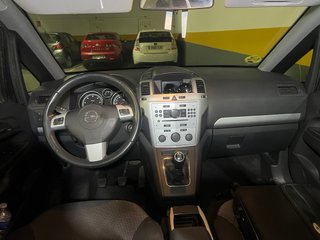 Opel Zafira 2010