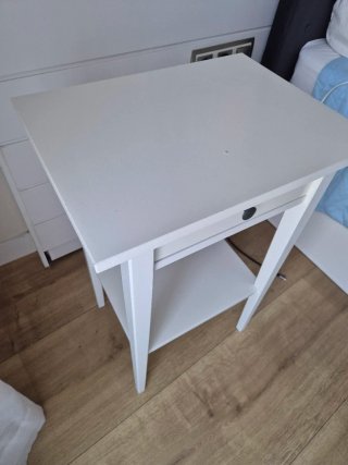 Mesita de noche IKEA Hemnes blanca
