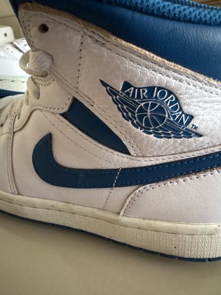 Nike Air Jordan 1 Azul y Blanco