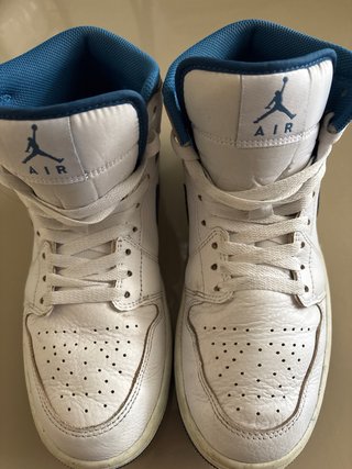 Nike Air Jordan 1 Azul y Blanco