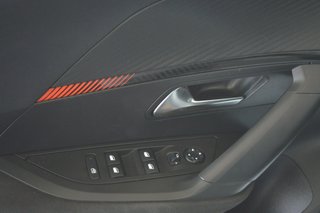 PEUGEOT 2008 Active Pack BlueHDI