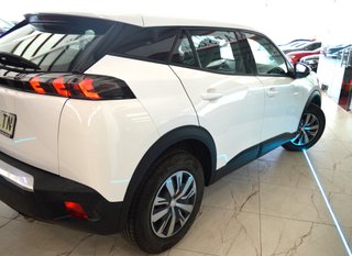 PEUGEOT 2008 Active Pack BlueHDI