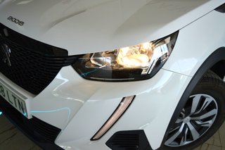 PEUGEOT 2008 Active Pack BlueHDI
