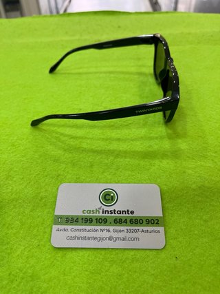Gafas de sol TWINYARDS negras y verdes