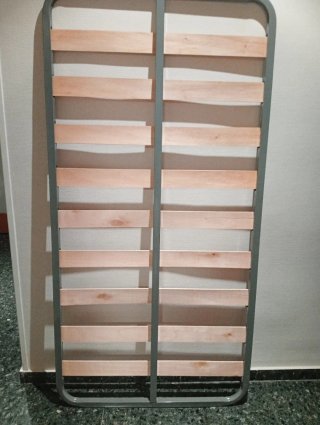 Somier de lamas de madera