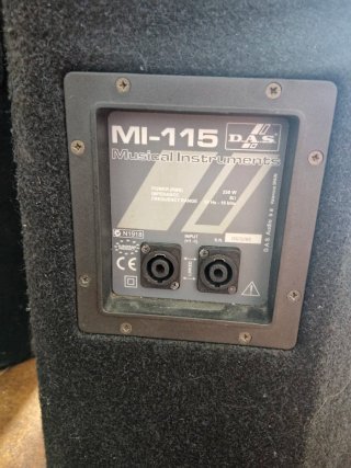 Pareja Altavoces Pasivos D.A.S. MI-115 250W