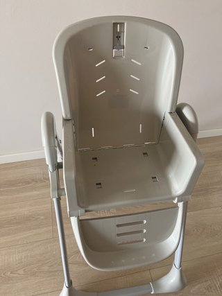 Trona Kinderkraft Yummy regulable y plegable