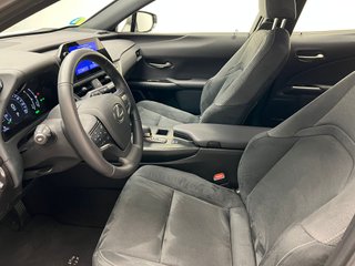 Lexus UX300H UX+ 2025 REF 4216