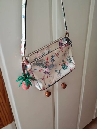 Bolso Parfois estampado tropical