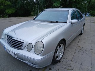 Mercedes-Benz e 220 cdi