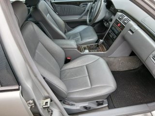 Mercedes-Benz e 220 cdi