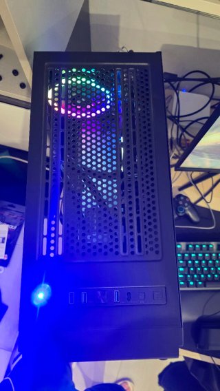 PC Gaming Ryzen 7 5800X + RTX 3060 12GB + 16GB RAM
