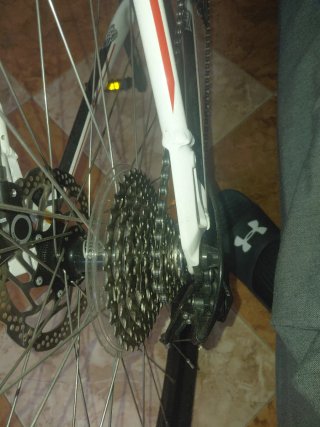 Bicicleta GT Karakoram Blanca