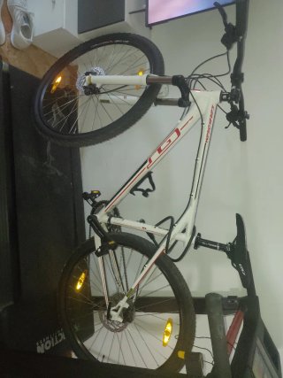 Bicicleta GT Karakoram Blanca