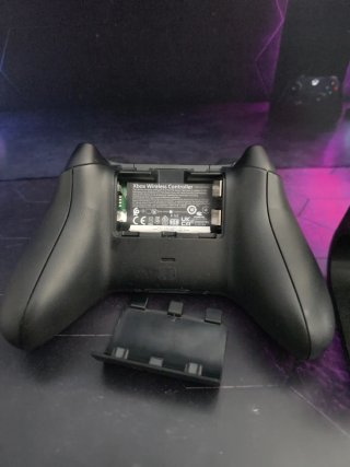 Controller Xbox Series X|S con garanzia ufficiale