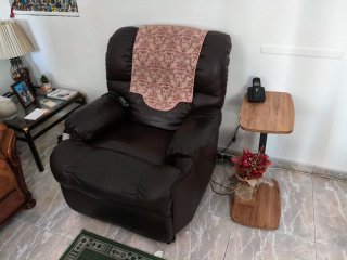 Butaca reclinable de piel,articulada en Barcelona