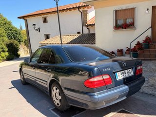 Mercedes-Benz Clase E   PRECIO NEGOCIABLE