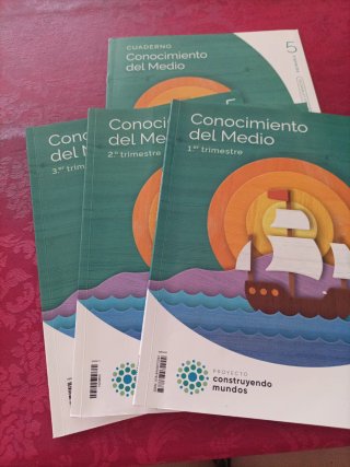 Construyendo Mundos