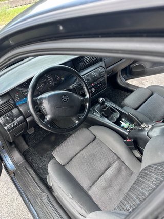 Opel Omega 1999