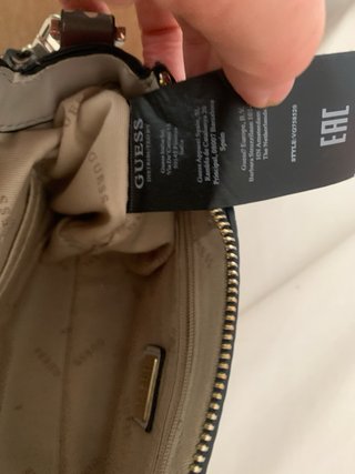 Bolso Guess Original Muy Cómodo