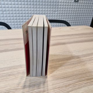Libro Taschen 1000 extra/ordinary objects