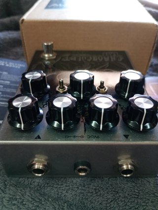 AIDIOLITHE CHAOSCULPT BASS FUZZ+ENVÍO INCLUIDO