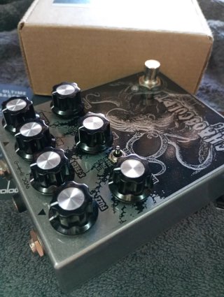 AIDIOLITHE CHAOSCULPT BASS FUZZ+ENVÍO INCLUIDO