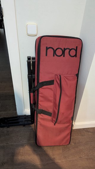 Nord Electro 3 Teclado 61 Teclas