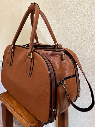 Macuto de viaje marrón