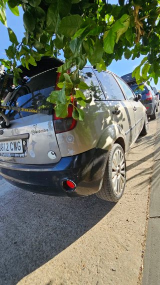 Ford Fiesta 2004