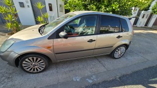 Ford Fiesta 2004