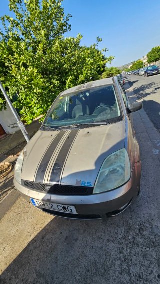 Ford Fiesta 2004