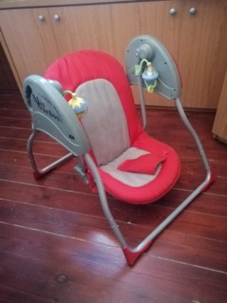 Balancín bebé casi nuevo