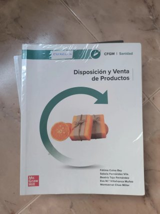 Libros de 1° de farmacia y parafarmacia.