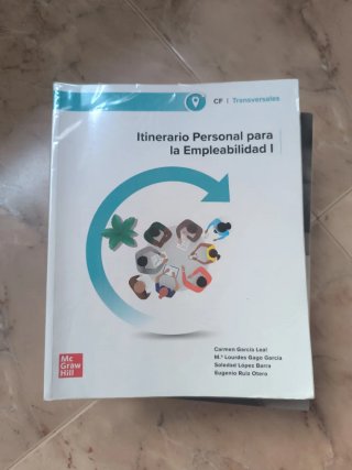 Libros de 1° de farmacia y parafarmacia.