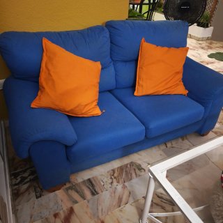 Dos Sofás de 2 y 3 plazas azul