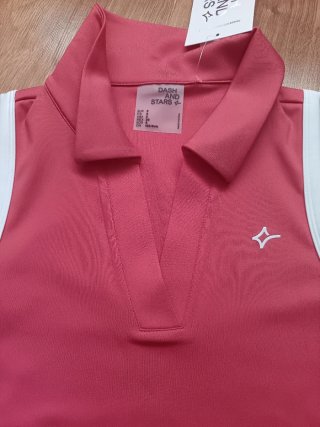 Conjunto  Falda/pantalón y Camiseta