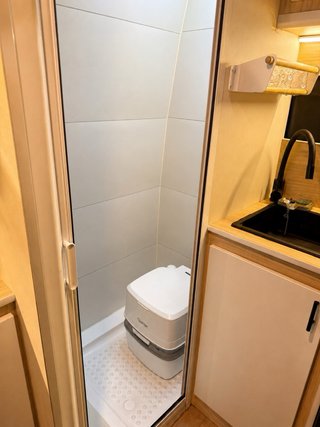 Mercedes Sprinter camper