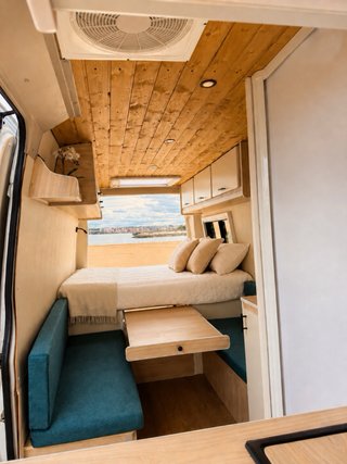 Mercedes Sprinter camper