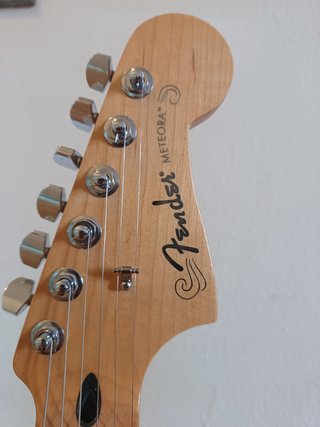 Fender Player Plus Meteora Sunburst