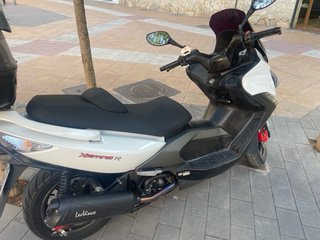 Kymco Xciting 500RI ABS Scooter