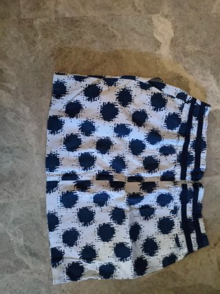 Minifalda estampada azul y blanco