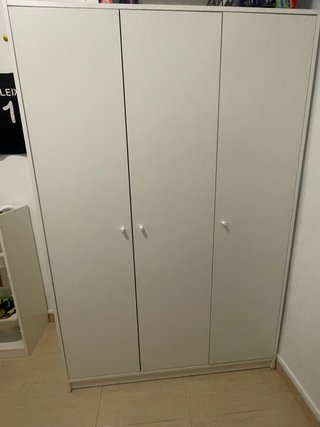 Armario 3 puertas 117x55x176 cm