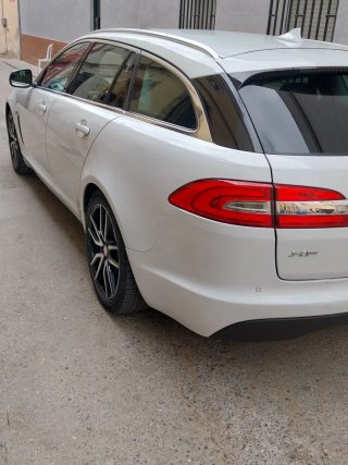jaguar xf sportbrake 2.2d 200cv xf sportbrake 200cv 2013