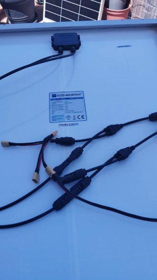 2 Paneles Solares 120W + EcoFlow River 3