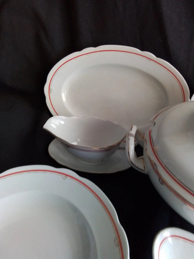 Vajilla Bavaria Porcelana Roja Blanca