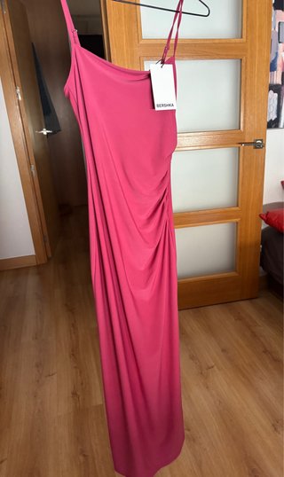 Vestido Bershka rosa largo sin estrenar