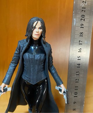 Figura Selene Underworld