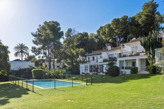 Piso en alquiler en Nueva Andalucía centro en Marbella