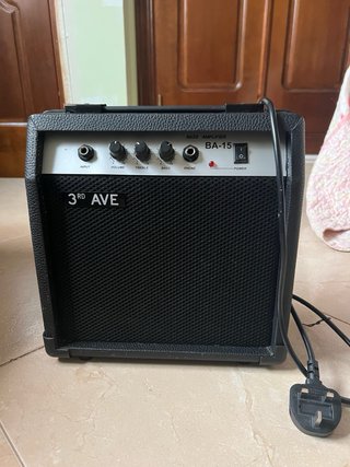 Bajo Eléctrico 3rd Ave + Accesorios
